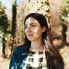 Listen to Lucy Grimble, watch music videos, read bio, see tour dates & more!