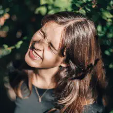 Escucha a raonara, mira videos musicales, lee su biografía, consulta las fechas de las gira y más.