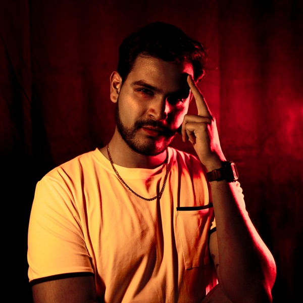 Carlos Luna's avatar
