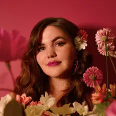 Rachel McIntyre Smith을(를) 듣고, 뮤직 비디오를 보고, 약력을 읽고, 투어 일정 등을 확인하세요!