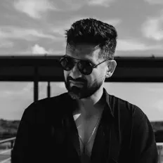 聆聽 Harol Lainez、觀看音樂影片、閱讀小傳、查看巡演日期等！