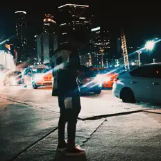 Ouça Luh bn 5, assista a videoclipes, leia a biografia, veja as datas das turnês e mais!