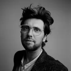 Ascolta Christiaan Verbeek, guarda video musicali, leggi la biografia, vedi le date del tour & altro!