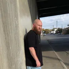 Dengarkan Cody Michael, tonton video musik, baca bio, lihat tanggal tur & lainnya!