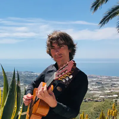 Listen to Emiel van Dijk, watch music videos, read bio, see tour dates & more!