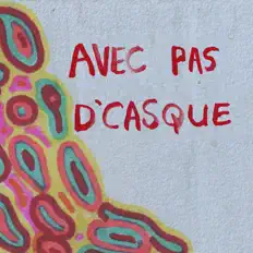 Listen to Avec pas d'casque, watch music videos, read bio, see tour dates & more!