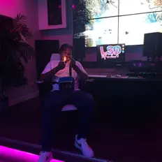 Écoutez Neptvne Blvez, regardez des vidéoclips, lisez la biographie, consultez les dates de tournée et plus encore !