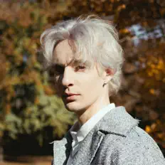 羅藝恆: песни, клипы, биография, даты выступлений и многое другое.