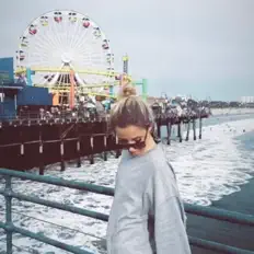 Listen to Savannah Grace, watch music videos, read bio, see tour dates & more!