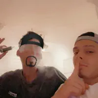 Dengarkan undefined, tonton video musik, baca bio, lihat tanggal tur & lainnya!