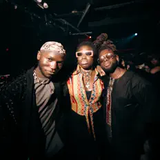 Afrique Like Me을(를) 듣고, 뮤직 비디오를 보고, 약력을 읽고, 투어 일정 등을 확인하세요!