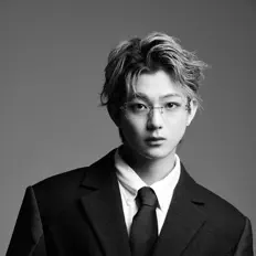 YOSHIKI EZAKI을(를) 듣고, 뮤직 비디오를 보고, 약력을 읽고, 투어 일정 등을 확인하세요!