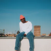 Escucha a undefined, mira vídeos musicales, lee la biografía, consulta fechas de giras y mucho más.