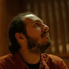 收听 Dinu Mihailescu、观看音乐视频、阅读小传、查看巡演日期等 ！