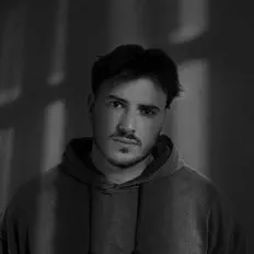 Ouve Gish, vê vídeos de música, lê a biografia, vê as datas da digressão e muito mais!