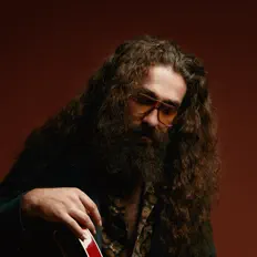 Listen to İbrahim Sarıpınar, watch music videos, read bio, see tour dates & more!