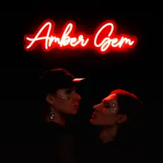 Dengarkan Amber Gem, tonton video musik, baca bio, lihat tanggal tur & lainnya!