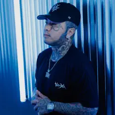 Badass Tranを聴いたり、ミュージックビデオを鑑賞したり、経歴やツアー日程などを確認したりしましょう！