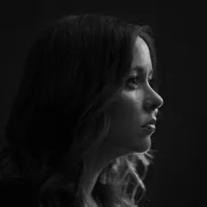 Luister naar Anna Palfreeman, bekijk muziekvideo's, lees de bio, bekijk de tourdata, en meer!