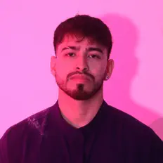 Kangarooを聴いたり、ミュージックビデオを鑑賞したり、経歴やツアー日程などを確認したりしましょう！