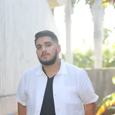 聆聽 Ercy Mirage、觀看音樂影片、閱讀小傳、查看巡演日期等！