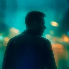 收听 LEEX、观看音乐视频、阅读小传、查看巡演日期等 ！