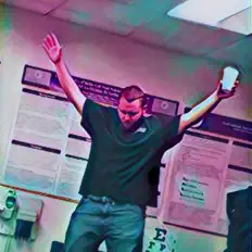 聆聽 Terry Smith、觀看音樂影片、閱讀小傳、查看巡演日期等！