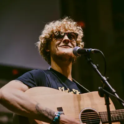 Listen to Chris Huntt Jr, watch music videos, read bio, see tour dates & more!