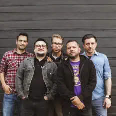 Ascolta Continental, guarda video musicali, leggi la biografia, vedi le date del tour & altro!