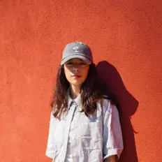 Listen to Martta Sanz, watch music videos, read bio, see tour dates & more!