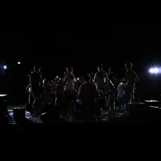 收听 Polynomial、观看音乐视频、阅读小传、查看巡演日期等 ！