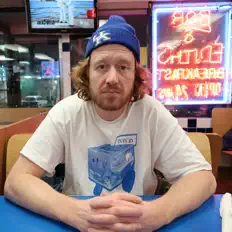 Johnny Ciggs을(를) 듣고, 뮤직 비디오를 보고, 약력을 읽고, 투어 일정 등을 확인하세요!