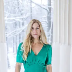 Ascolta Anna Einarsson, guarda video musicali, leggi la biografia, vedi le date del tour & altro!