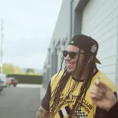 收听 Dirty Sanchez 47、观看音乐视频、阅读小传、查看巡演日期等 ！