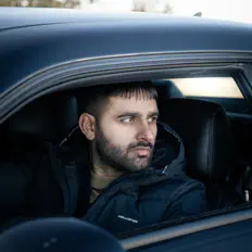 AR Thindを聴いたり、ミュージックビデオを鑑賞したり、経歴やツアー日程などを確認したりしましょう！