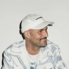 Ascolta Thabo (DE), guarda video musicali, leggi la biografia, vedi le date del tour & altro!