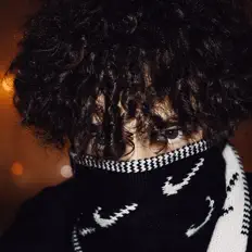 聆聽 CreeperKings、觀看音樂影片、閱讀小傳、查看巡演日期等！