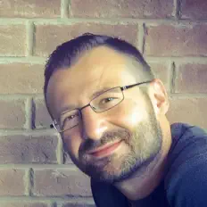 聆聽 Thomas Ulman、觀看音樂影片、閱讀小傳、查看巡演日期等！