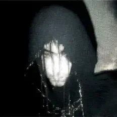 聆聽 SYKI、觀看音樂影片、閱讀小傳、查看巡演日期等！