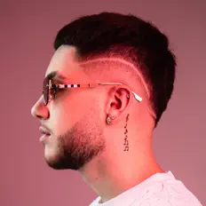 Ouve Rommy, vê vídeos de música, lê a biografia, vê as datas da digressão e muito mais!