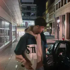 Dengarkan FlyLikeCorni, tonton video musik, baca bio, lihat tanggal tur & lainnya!