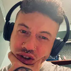 Listen to XSwiftXHours, watch music videos, read bio, see tour dates & more!