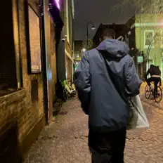 收听 Lotus、观看音乐视频、阅读小传、查看巡演日期等 ！