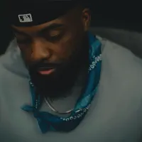 Ouve undefined, vê vídeos de música, lê a biografia, vê as datas da digressão e muito mais!