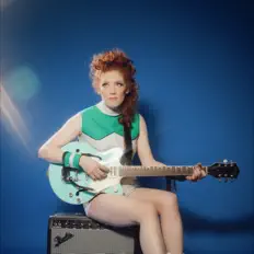 Dengarkan Stacy Antonel, tonton video musik, baca bio, lihat tanggal tur & lainnya!