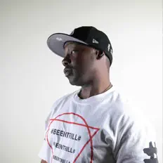 聆聽 Cloudkapri、觀看音樂影片、閱讀小傳、查看巡演日期等！