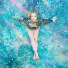 Escucha a Carrie Welling, mira videos musicales, lee su biografía, consulta las fechas de las gira y más.