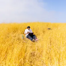 Luister naar Chidashi, bekijk muziekvideo's, lees de bio, bekijk de tourdata, en meer!