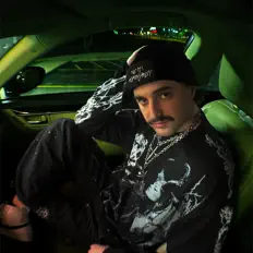 Ascolta BADVOID, guarda video musicali, leggi la biografia, vedi le date del tour & altro!