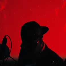 Escucha a BeeKay, mira vídeos musicales, lee la biografía, consulta fechas de giras y mucho más.